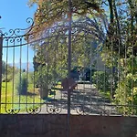 Chateau De Morgenex Bed and Breakfast