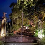 Chateau De Morgenex Bed and Breakfast Vallières