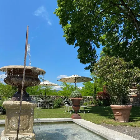 Chateau De Morgenex Bed and breakfast *