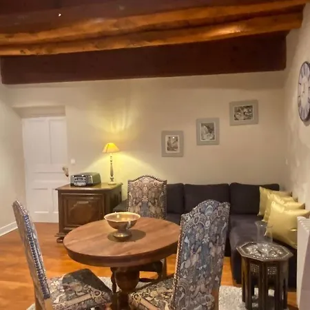 B&B Chateau De Morgenex 3*