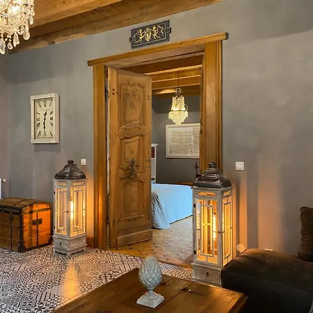 Chateau De Morgenex 3*